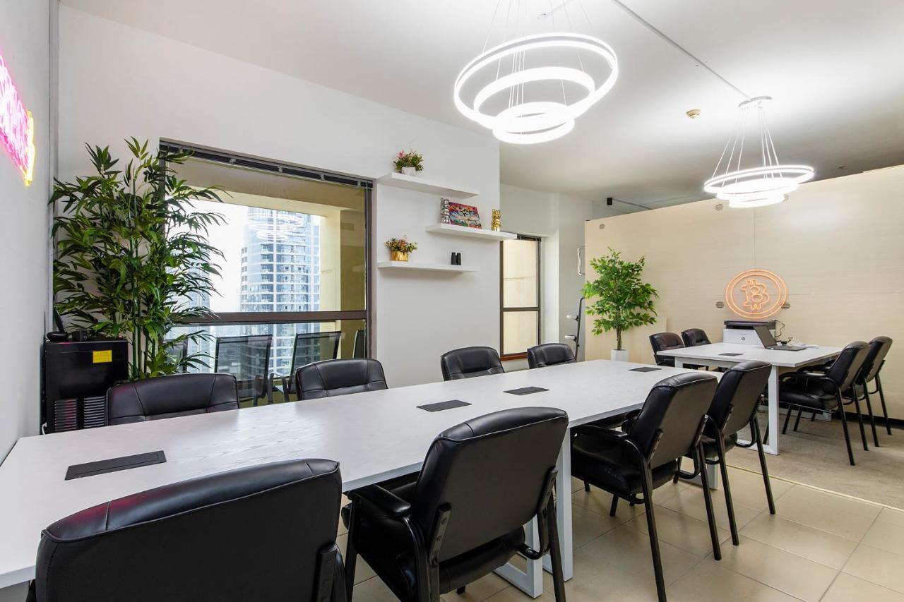 Berloga Capsule Jbr Hostel Dubai Luaran gambar